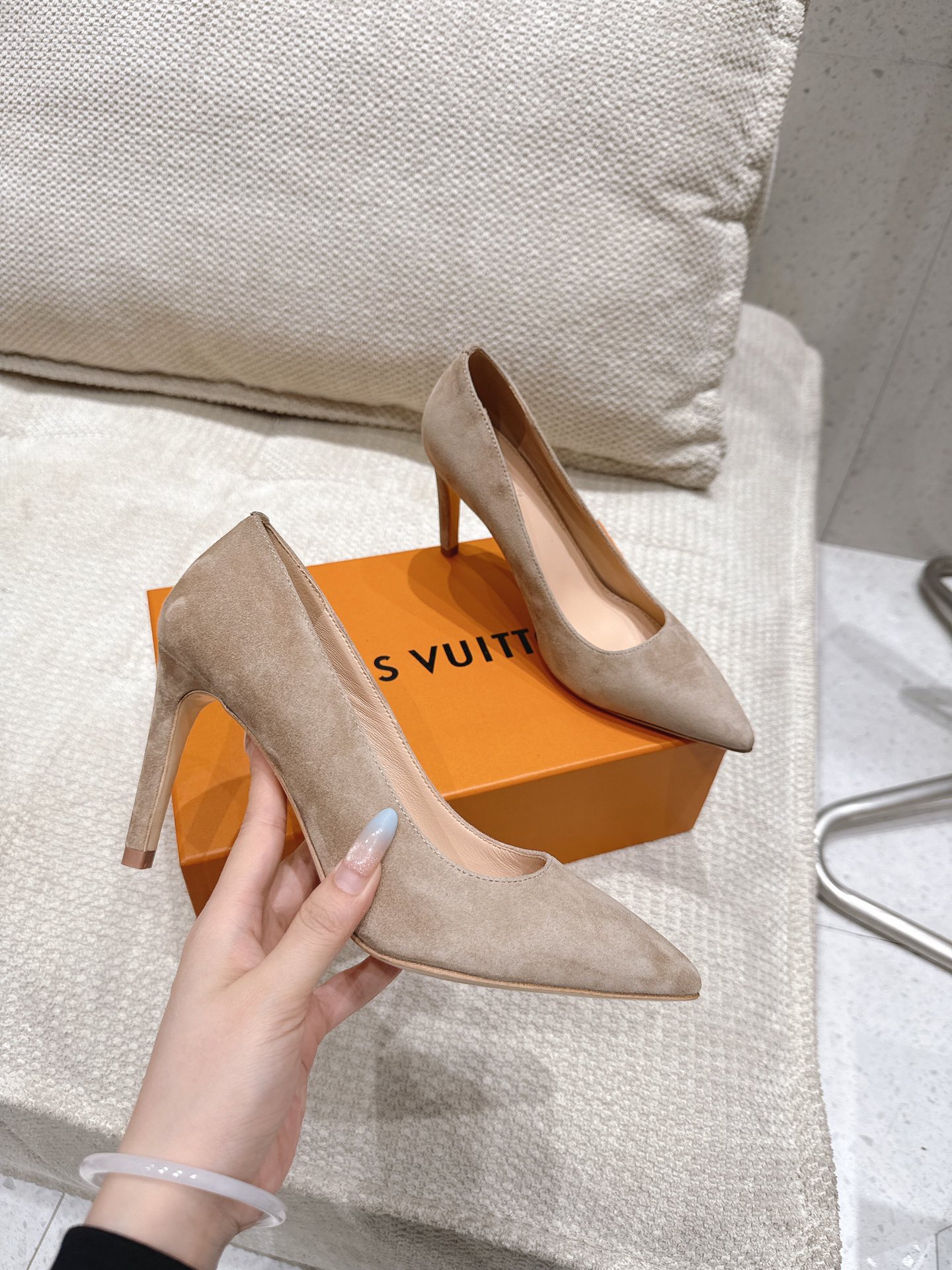 Women's high heels